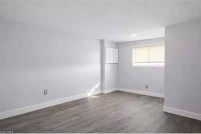 806 Homefolks St, North Fort Myers, FL 33917 - Photo 7