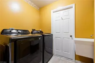 719 Zebu Pl, Fort Myers, FL 33913 - Photo 23