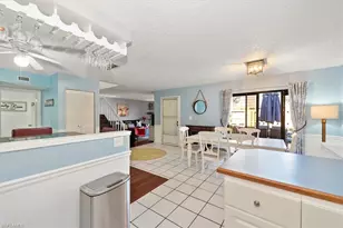 4029 Sandlewood Ln, Fort Myers, FL 33907 - Photo 11