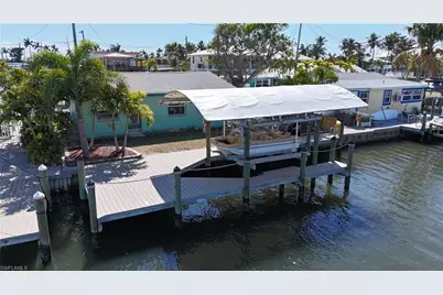 2650 Coco Plum Dr, Matlacha, FL 33993 - Photo 7