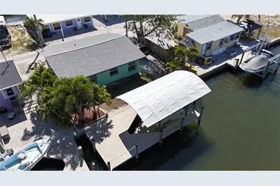 2650 Coco Plum Dr, Matlacha, FL 33993 - Photo 9