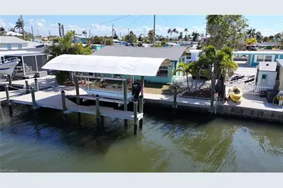 2650 Coco Plum Dr, Matlacha, FL 33993 - Photo 5