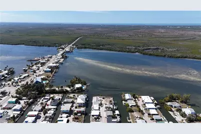 2650 Coco Plum Dr, Matlacha, FL 33993 - Photo 27