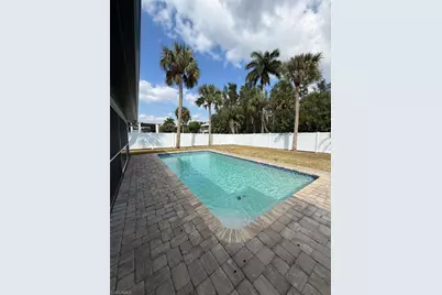 14821 Martin Dr, Fort Myers, FL 33908 - Photo 43