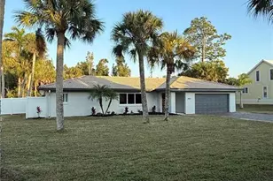 14821 Martin Dr, Fort Myers, FL 33908 - Photo 3