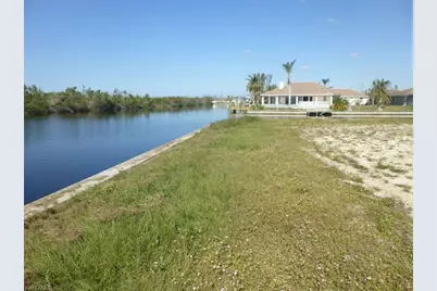 2929 SW 27th St, Cape Coral, FL 33914 - Photo 17