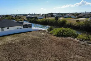 1016 NW 12th Ave, Cape Coral, FL 33993 - Photo 9