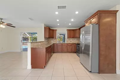 14026 Barcelona Ave, Fort Myers, FL 33905 - Photo 13
