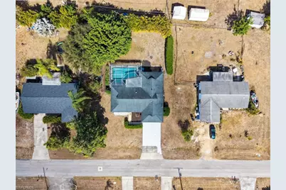 14026 Barcelona Ave, Fort Myers, FL 33905 - Photo 5