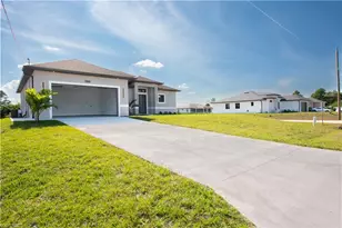 3115 2nd St SW, Lehigh Acres, FL 33976 - Photo 3