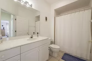 7685 Bay Lake Dr, Fort Myers, FL 33907 - Photo 17