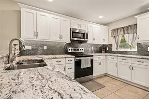 6371 Maytree Cir, Fort Myers, FL 33905 - Photo 3