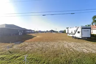 2458 NW 22nd St, Cape Coral, FL 33993 - Photo 3