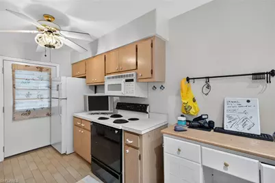 708 Victoria Dr #212, Cape Coral, FL 33904 - Photo 9