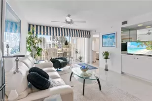 20121 Ian Ct, Estero, FL 33928 - Photo 9