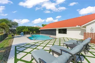 8300 Glenfinnan Cir, Fort Myers, FL 33912 - Photo 43