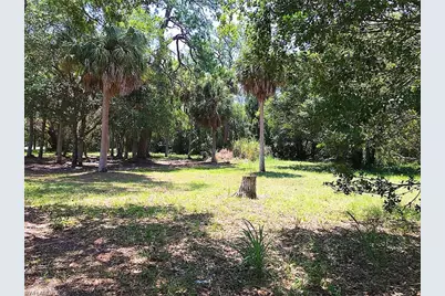 2742 2nd St, Fort Myers, FL 33916 - Photo 1