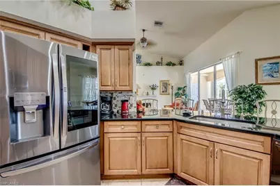 1132 SW 18th Ave, Cape Coral, FL 33991 - Photo 9