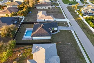 408 SW 28th Ave, Cape Coral, FL 33991 - Photo 3