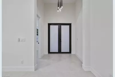 408 SW 28th Ave, Cape Coral, FL 33991 - Photo 7