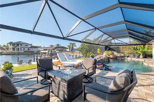 6610 Joanna Cir, Fort Myers, FL 33919 - Photo 11