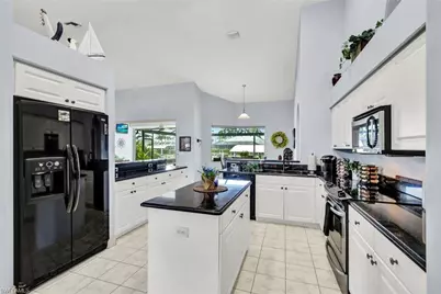 3908 SW 22nd Pl, Cape Coral, FL 33914 - Photo 13