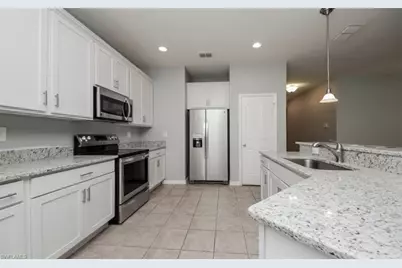 4507 SE 9th Pl, Cape Coral, FL 33904 - Photo 7