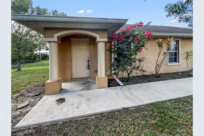 13437 1st St, Fort Myers, FL 33905 - Photo 3