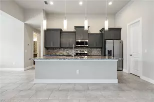 2720 Beach Pkwy W, Cape Coral, FL 33914 - Photo 15