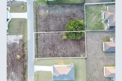 3804 3rd St SW, Lehigh Acres, FL 33976 - Photo 9