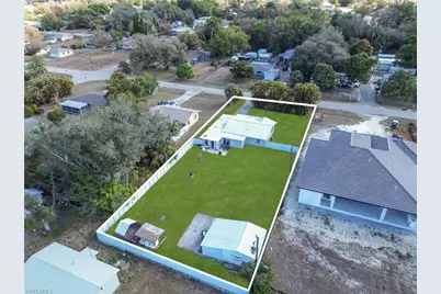 102 Crescent Lake Dr, North Fort Myers, FL 33917 - Photo 29