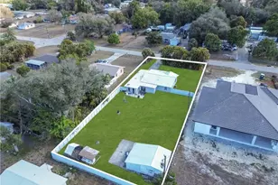 102 Crescent Lake Dr, North Fort Myers, FL 33917 - Photo 29