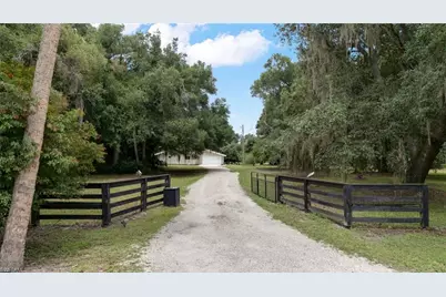 4613 Orange River Loop Rd, Fort Myers, FL 33905 - Photo 3