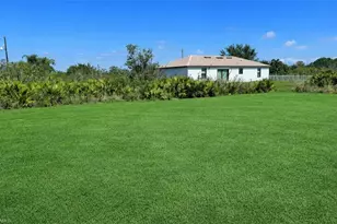 3108 73rd St W, Lehigh Acres, FL 33971 - Photo 21