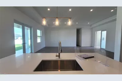 412 SW 28th Ave, Cape Coral, FL 33991 - Photo 9