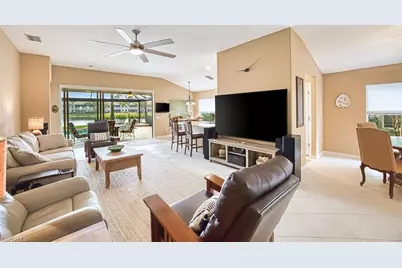 10031 Majestic Ave, Fort Myers, FL 33913 - Photo 13