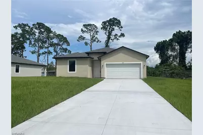 3032 W Briarwood Cir, Labelle, FL 33935 - Photo 1