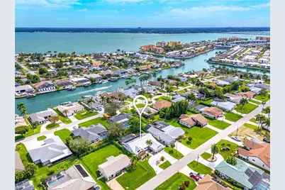 3819 SE 18th Pl, Cape Coral, FL 33904 - Photo 5