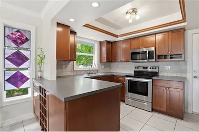 2500 10th St N, Naples, FL 34103 - Photo 5