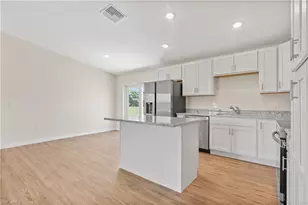 4524 Springview Cir, Labelle, FL 33935 - Photo 9