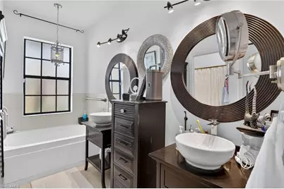 4914 SW 25th Ct, Cape Coral, FL 33914 - Photo 13