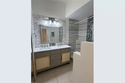 1905 NE 6th St, Cape Coral, FL 33909 - Photo 5