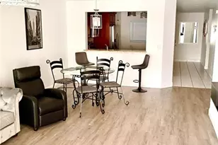 768 Landover Cir, Naples, FL 34104 - Photo 3