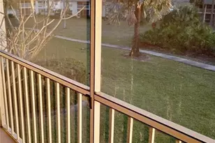 768 Landover Cir, Naples, FL 34104 - Photo 7