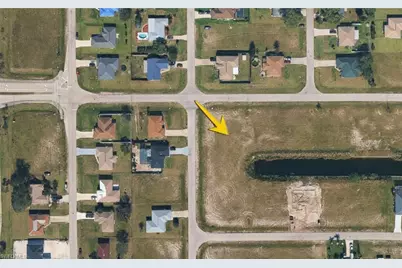 1327 NE 17th Ave, Cape Coral, FL 33909 - Photo 1