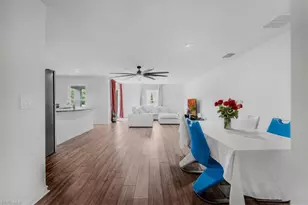 828 Youngreen Dr, Fort Myers, FL 33913 - Photo 9