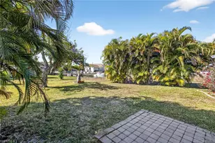 2314 SE 13th St, Cape Coral, FL 33990 - Photo 27