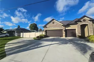 1919 SW 26th Terrace, Cape Coral, FL 33914 - Photo 5