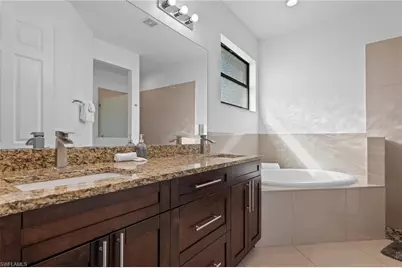 3410 NW 17th Ln, Cape Coral, FL 33993 - Photo 13