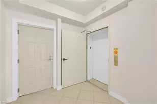 2745 1st St, Fort Myers, FL 33916 - Photo 1